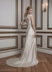 Νυφικό του οίκου  JUSTIN ALEXANDER από την  Collection 2016.